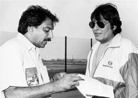 Vinod Khanna Birth Anniversary Rare Pictures