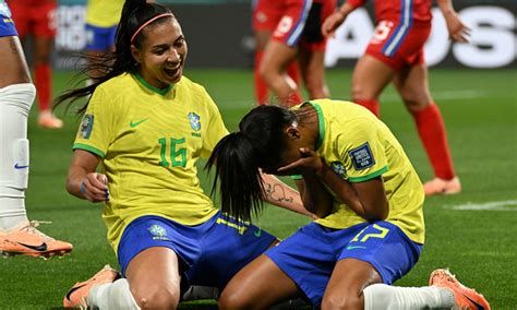 show de Ary Borges Brasil goleia Panamá na estreia da Copa do