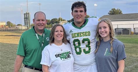 Geneseo football coach Larry Johnsen steps down