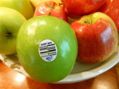 Decoding Produce Stickers: The Hidden Meaning Behind Fruit & Vegetable Labels « Food Hacks ...