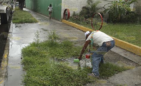 Fuga De Agua Lleva Meses