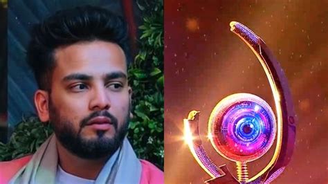 Elvish Yadav Wins Bigg Boss OTT 2 Beats Abhishek Malhan To Take Home