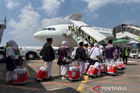 Kemenag Protes Keras Maskapai Garuda Imbas Delay Penerbangan Soc