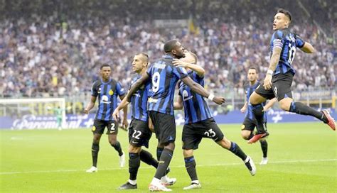 Nusabali Digilas Inter Dalam Derby Pelatih Ac Milan Terancam