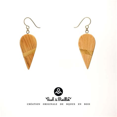 Boucles D Oreilles En Bois De Cade Coresponsables Pi Ce Unique Fait