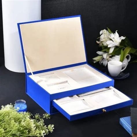 Rectangular Royal Blue Pen Aur Paper Stationery Box For Corporate T