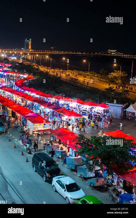 Bird's-eye view of the Vientiane night market Stock Photo - Alamy