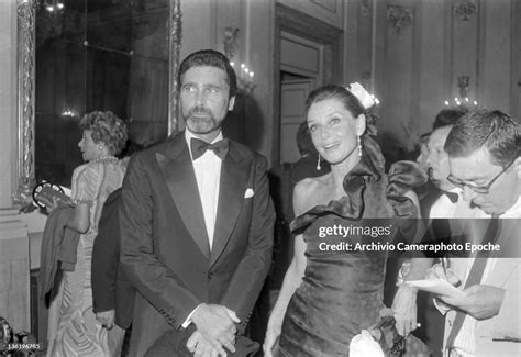 English actress Audrey Hepburn with Robert Wolders at the Tribute to ...