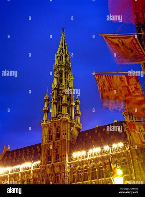 City Hall Grand Place at night Brussels Belgium Stock Photo - Alamy