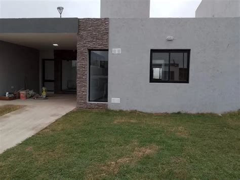 Venta Casa A Estrenar 2 Dormitorios 139m2 2 Cocheras Casa En Venta