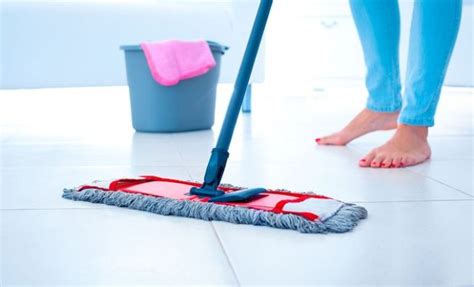 Pros Reveal The Best Way To Clean Tile Floors Easy Secret To Get