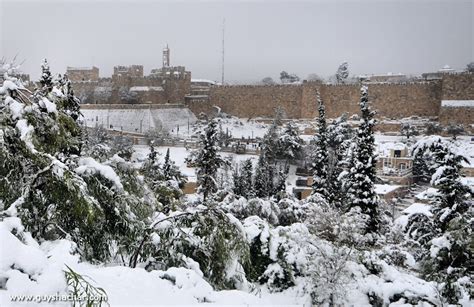 Snow in Jerusalem – January 9th-10th, 2013 | Guy Shachar