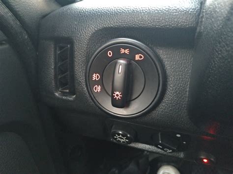 Переключатель света фар от Туарега и Пассата — Lada 4x4 3D, 1,7 л, 2011 ...