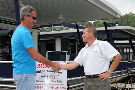 broker tips houseboat magazine