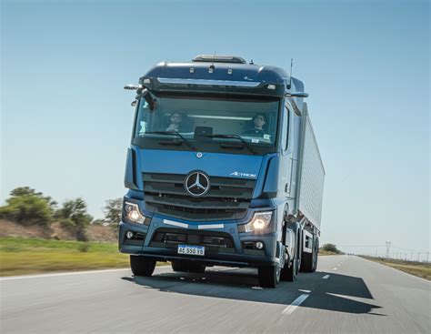 Mercedes Benz Actros conocé los nuevos camiones