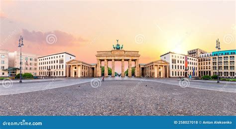 Famous Brandenburg Gate Or Brandenburger Tor Sunset View Berlin