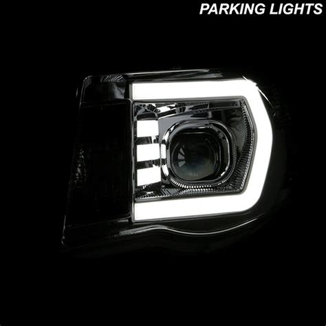 Spyder Toyota Tacoma 2006 Chrome LED Light Tube Projector Headlights