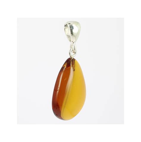 Pendentif goutte en Ambre et Argent 925 L élégance naturelle