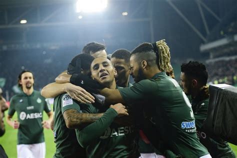 Khazri Va Quitter Saint Etienne Pour Un Autre Club De Ligue 1 Les