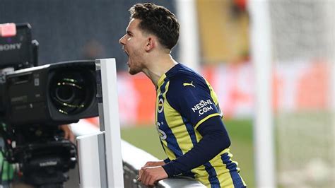 Fenerbahçe Slavia Prag maçında şov yapan Ferdi Kadıoğlu ndan maç sonu