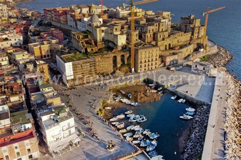 Le Fontane Danzanti Pi Belle Deuropa Alla Darsena Di Pozzuoli Al Via