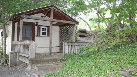 FINGER LAKES WATERFALL RESORT CABINS - Watkins Glen Lodging