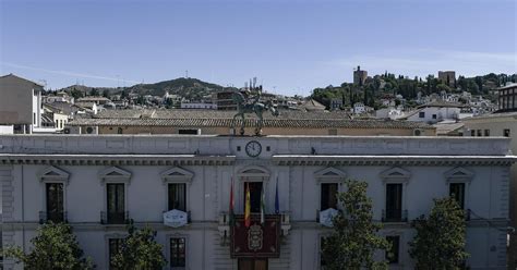 Granada entre las tres capitales españolas con una inversión social