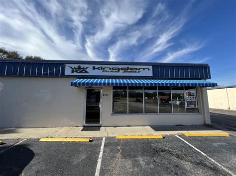 Cars-N-Credit - Congratulations Lisa Weichman, on the purchase of your