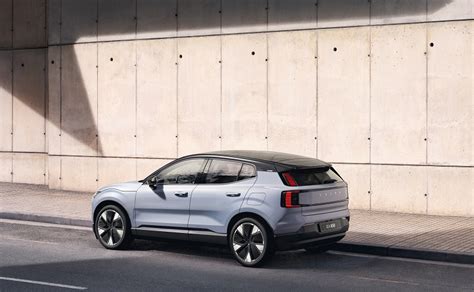 Volvo EX30 2023 Noul model de intrare în gamă este un SUV electric