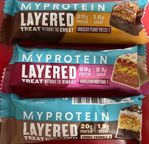 MyProtein Layered Bar Cookies Cream Cookies Crumble Vanilla