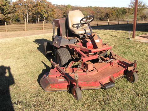 maintenance of Toro Groundsmaster 325D with 72" deck - TractorByNet