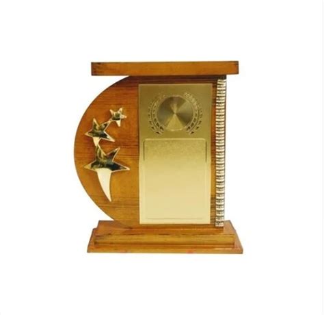 Brown Lightweight Rectangular Portable Holder Crafted Wooden Sports Trophy At Best Price In