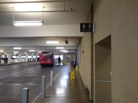 WallyPark Seattle Premier Garage, Seatac Airport Parking