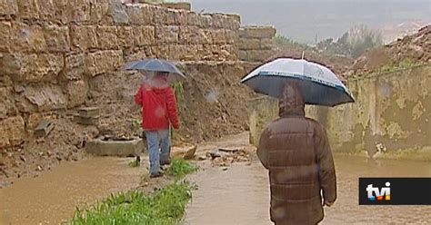 Mau Tempo Madeira Em Alerta Amarelo TVI