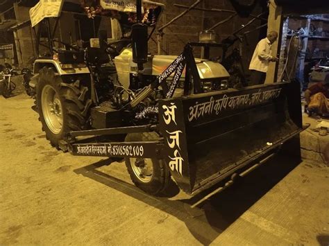 Kg Iron Tractor Front Dozer Feet At Rs In Prayagraj