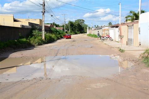 Moradores Do Bairro Mangabeira Sofrem Ruas Esburacadas Eles