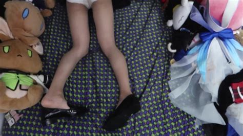 エロ男の娘ストッキング 伪娘 床上塞跳蛋色色后入姿势肉丝美脚 femboy uniform With Nylon Feet Pantyhose Hentai Pratice xxx