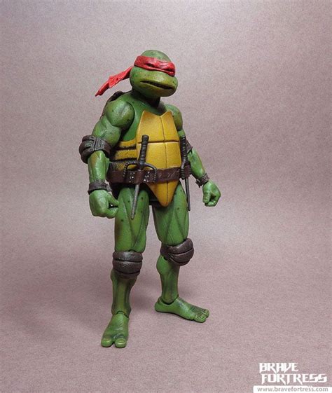 NECA Teenage Mutant Ninja Turtles 1990 Movie Raphael | Brave Fortress