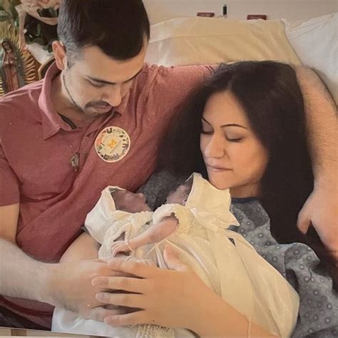 Mother Of Conjoined Twins With One Heart Gives Birth Provides Soul