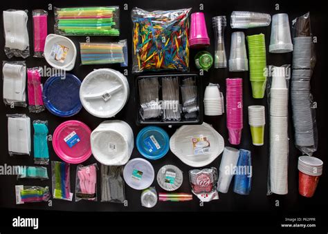 Disposable Tableware Plastic Utensils Plastic Cups Cutlery And