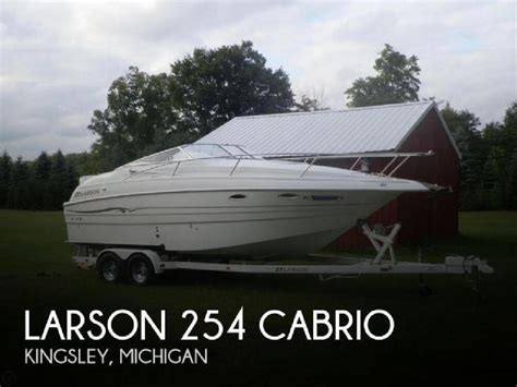 St Image For Larson Boats Cabrio Kingsley Mi