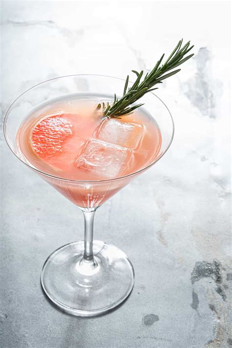 Pink Grapefruit Martini Howdykitchen