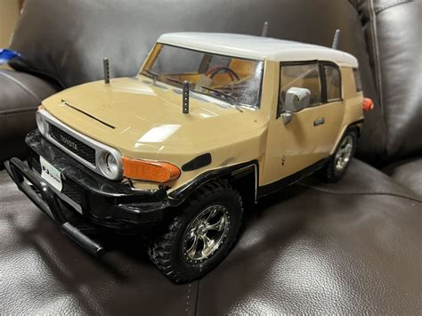 トヨタ Fjクルーザー ベージュ タミヤ 110 Cc 01 タミヤメカ24ghzプロポ付属 完成品 ラジコン タミヤrc田宮模型