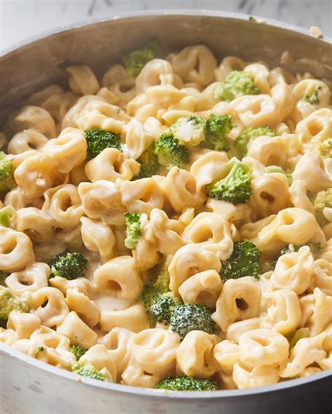 Tortellini Alfredo With Broccoli Video Delice Recipes