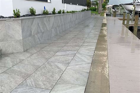 Choose Pavers for your Retaining Wall