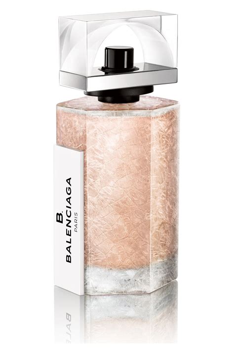 Top 10 Autumnwinter Perfumes For Women 2014 British Vogue