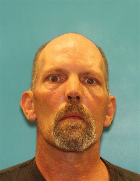 Robert Martin Packard Sex Offender In Unknown ID IDSX