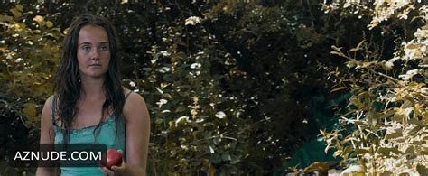 JENNIE EGGLETON Nude AZNude