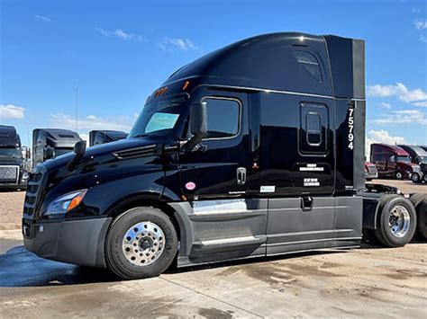 2024 Freightliner Cascadia Leasing SFI Trucks And Financing