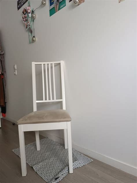 Chaise Ikea Börje blanc beige IKEA à Montreuil Chaises et sièges